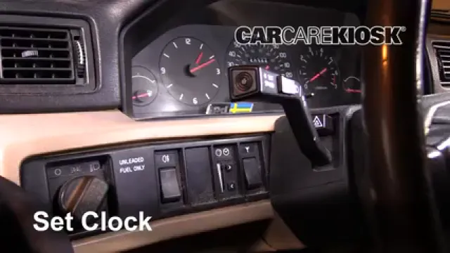 1992 Volvo 740 2.3L 4 Cyl. Wagon Reloj Fijar hora de reloj